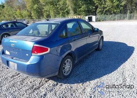 2009 Ford Focus Se z USA, uszkodzony, nr VIN 1FAHP35N79W113920